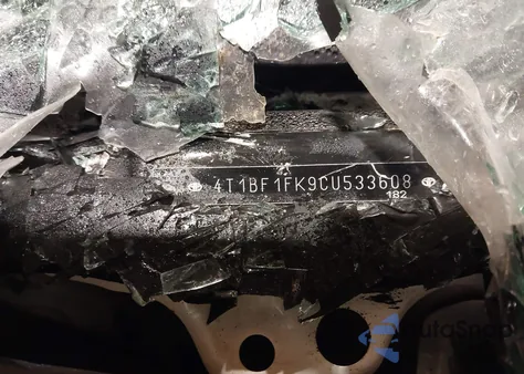 2011 Toyota Camry Le z USA, uszkodzony, nr VIN 4T1BF3EK5BU721425